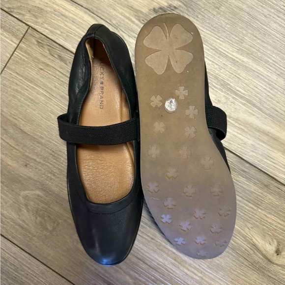 Black Leather Lucky Brand Women's Shoes - Picture 7 of 7